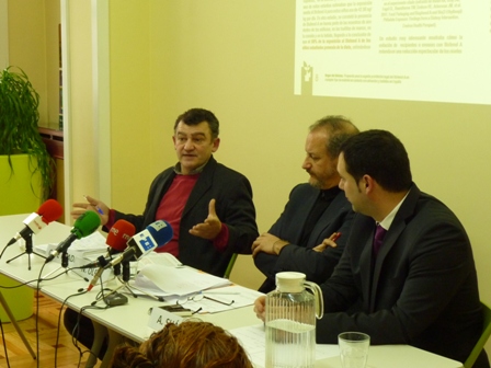 Carlos de Prada, Nicolás Olea y Alfredo Suárez en la rueda de prensa